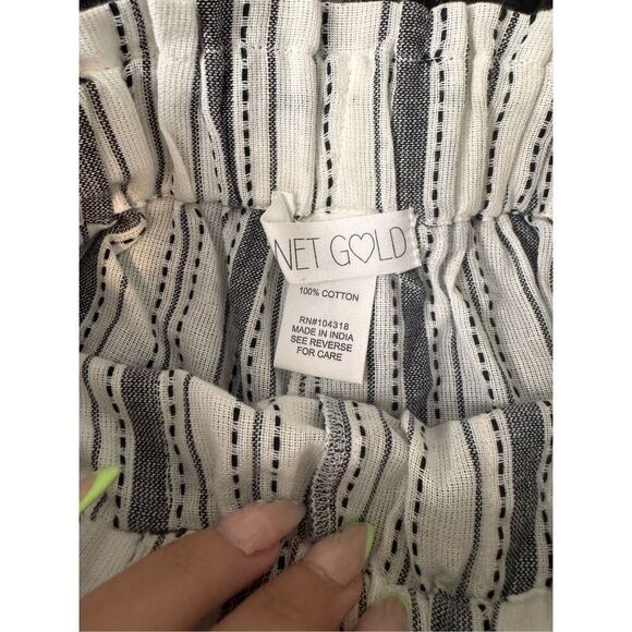 Stripped shorts size XS - Picture 3 of 8